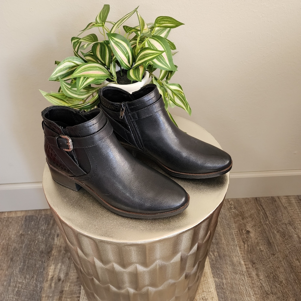 Beartraps Black Maci Bootie Size 8 - Picture 2 of 15